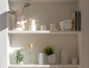 Stauraum optimieren: Clevere Lösungen für kleine Räume