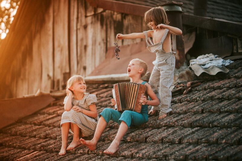 Kulturelle Bildung zuhause – so können Eltern und Großeltern dabei helfen