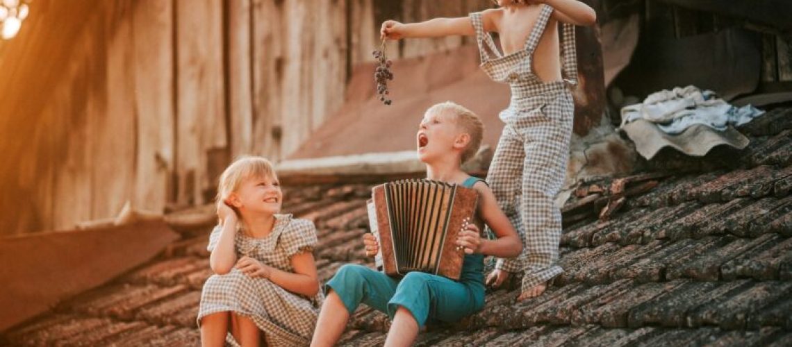 Kulturelle Bildung zuhause – so können Eltern und Großeltern dabei helfen